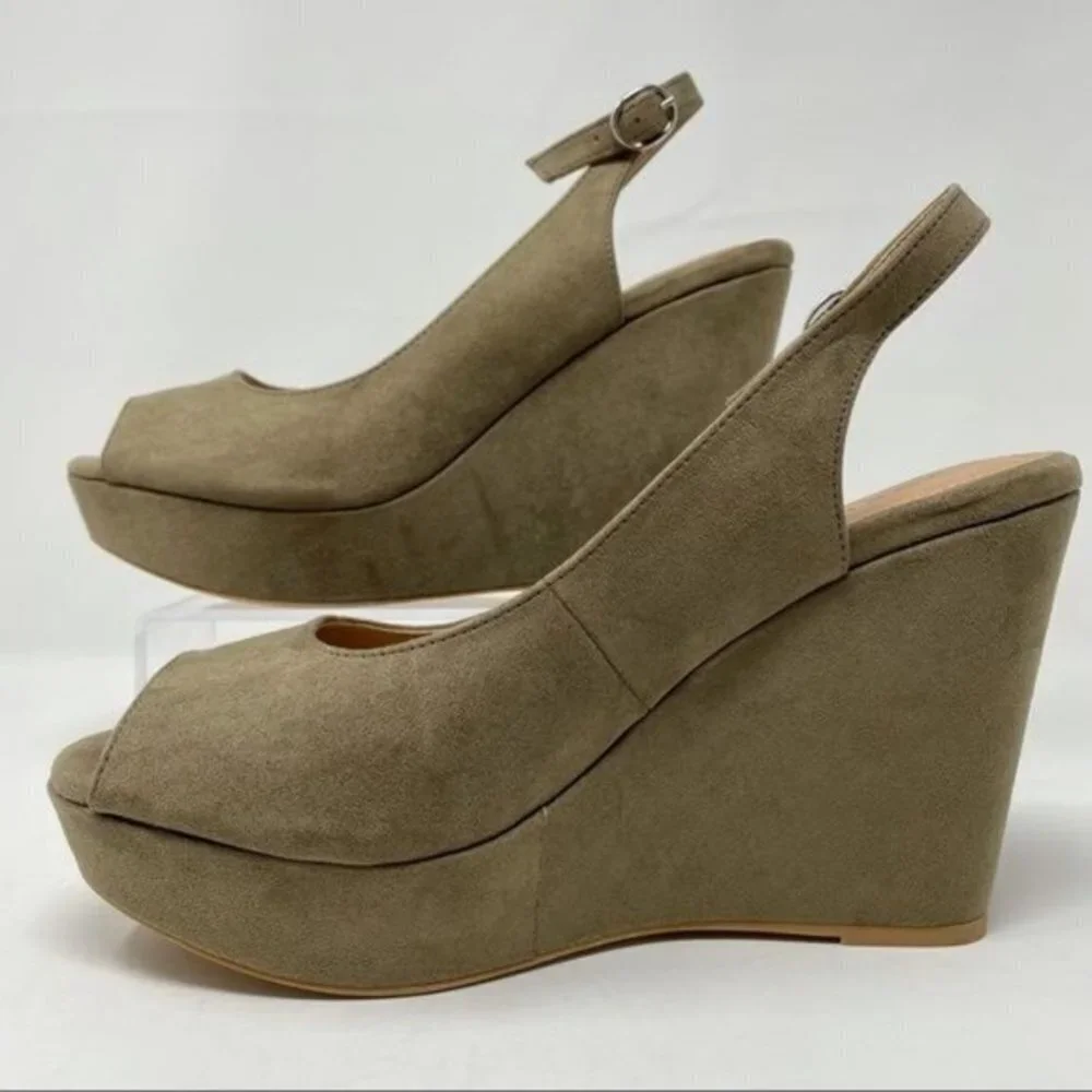 Torrid Taupe Peep Toe Sling-back Platform SZ 10W